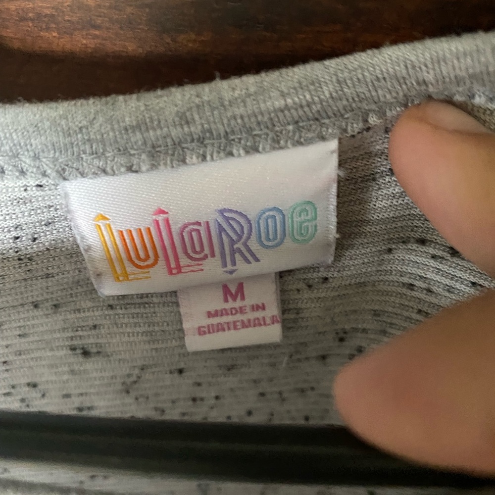 LuLaRoe Randy Top - Picture 2 of 2